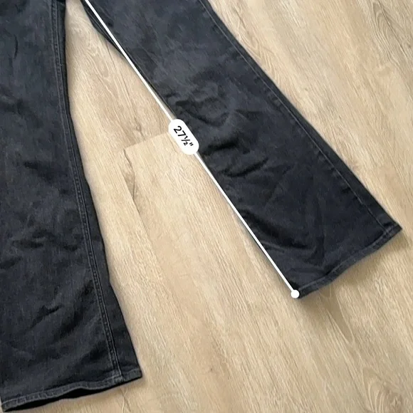 Old Navy black wow flare black jeans size 2 - Picture 4 of 6